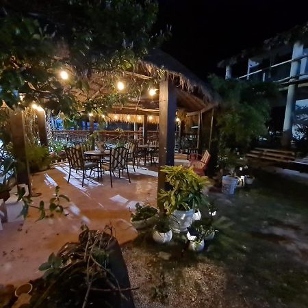 Don Panchon Y Maruxa Hotel Holbox Eksteriør billede